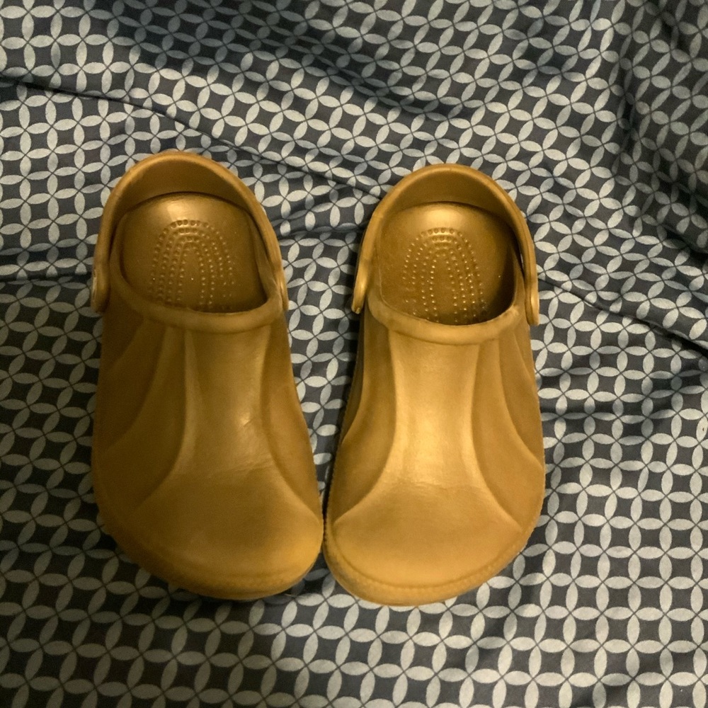 Kids crocs